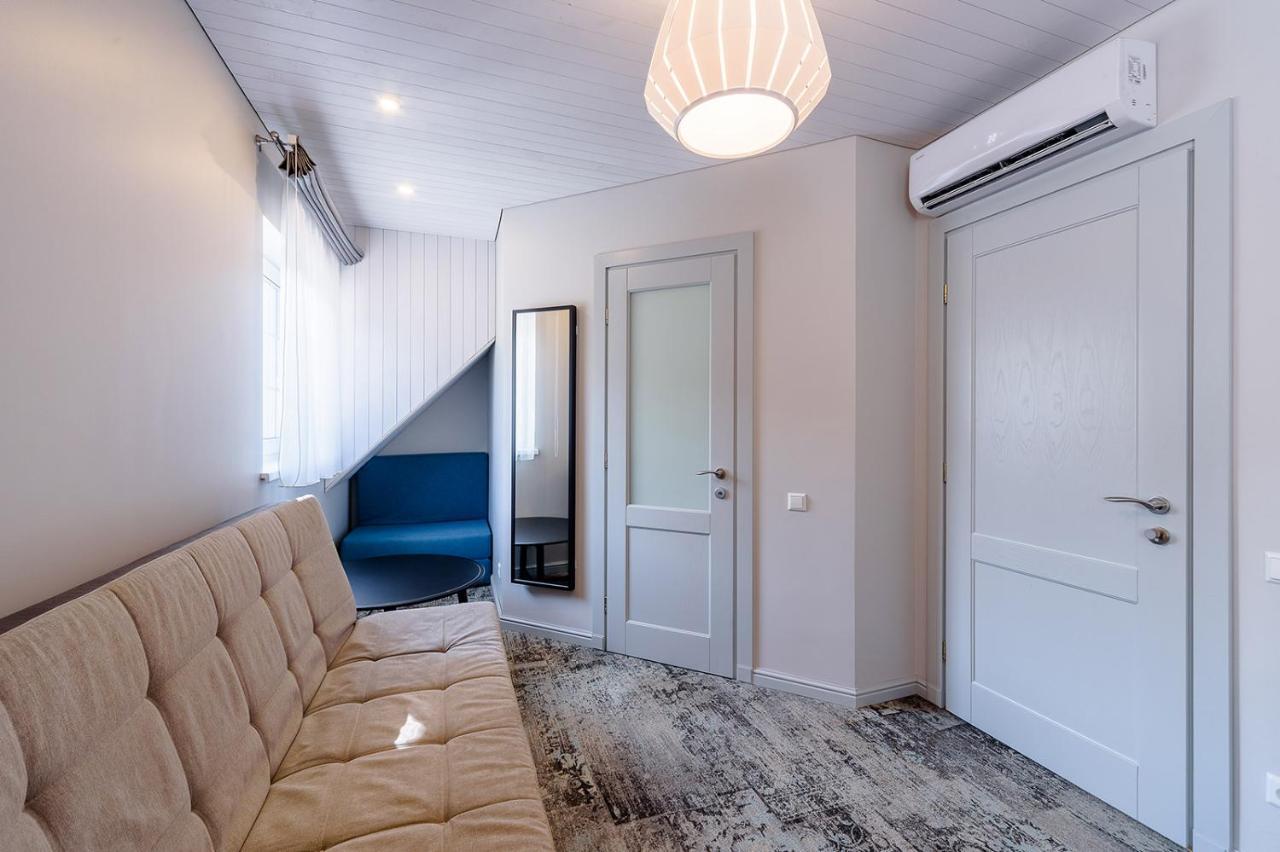 Olando Kepure Hotel Karkle Bagian luar foto