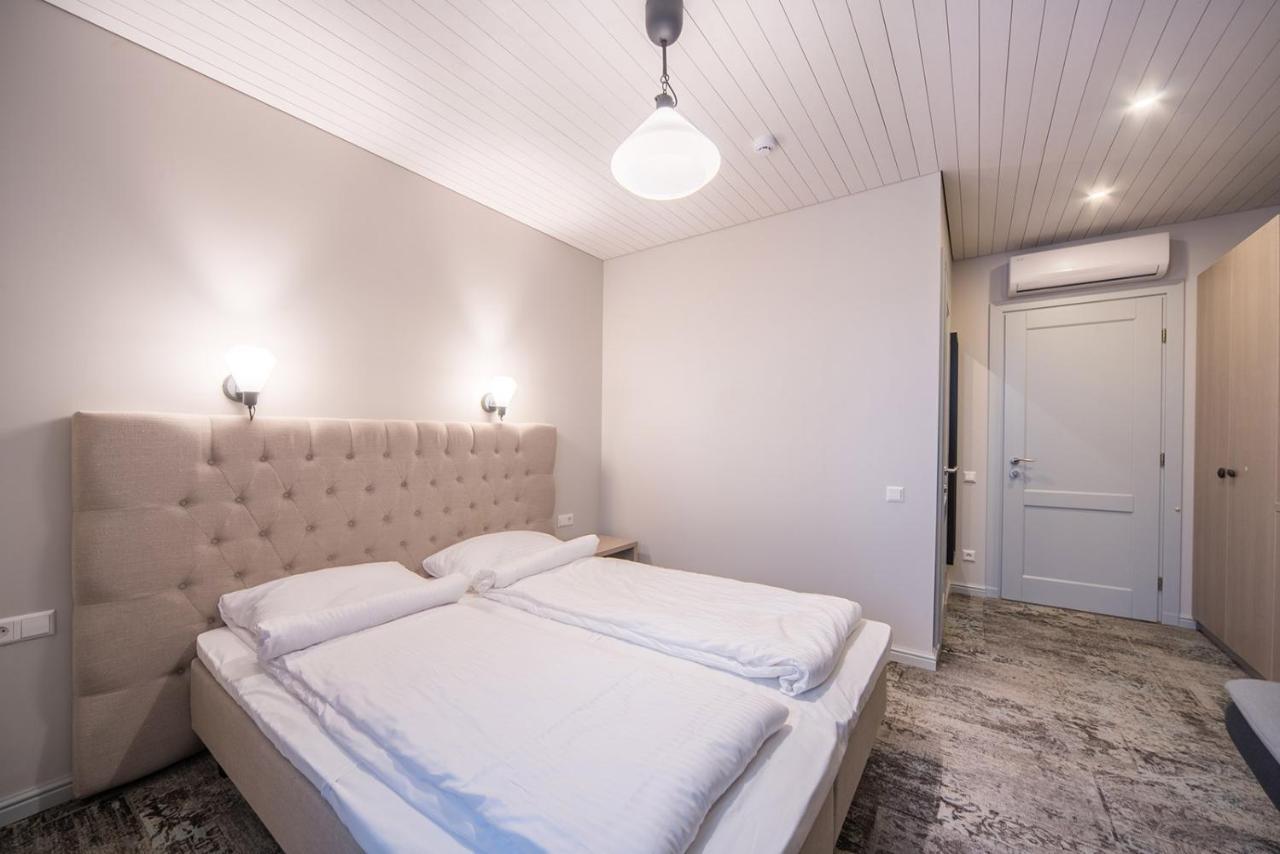 Olando Kepure Hotel Karkle Bagian luar foto