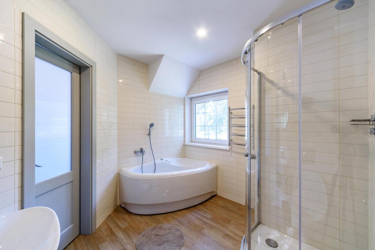 Olando Kepure Hotel Karkle Bagian luar foto